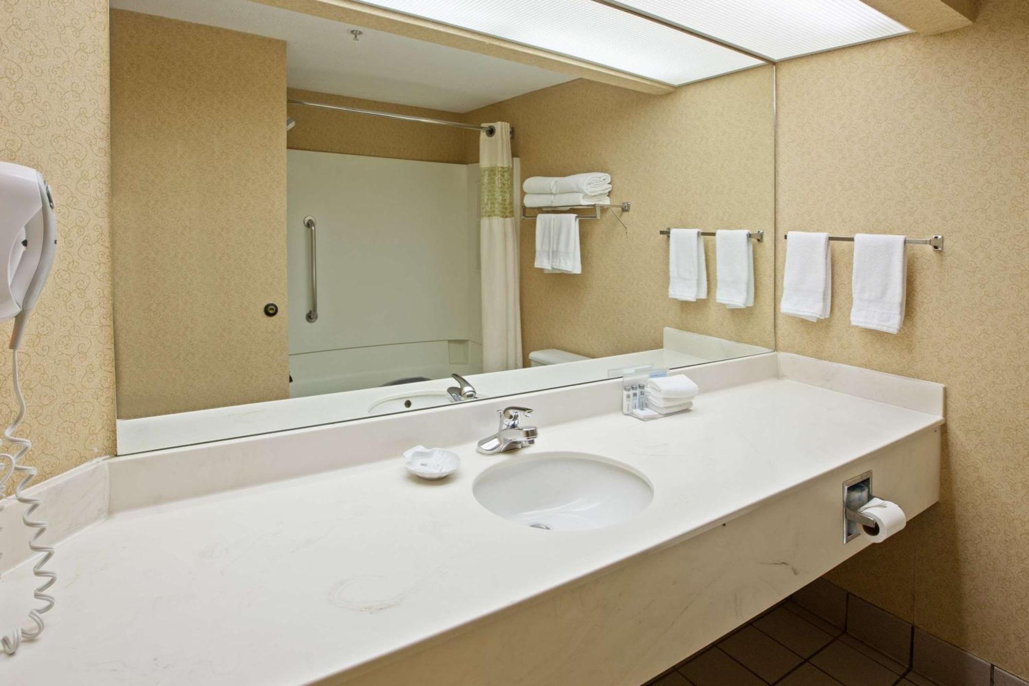 Hampton Inn Hixson Экстерьер фото