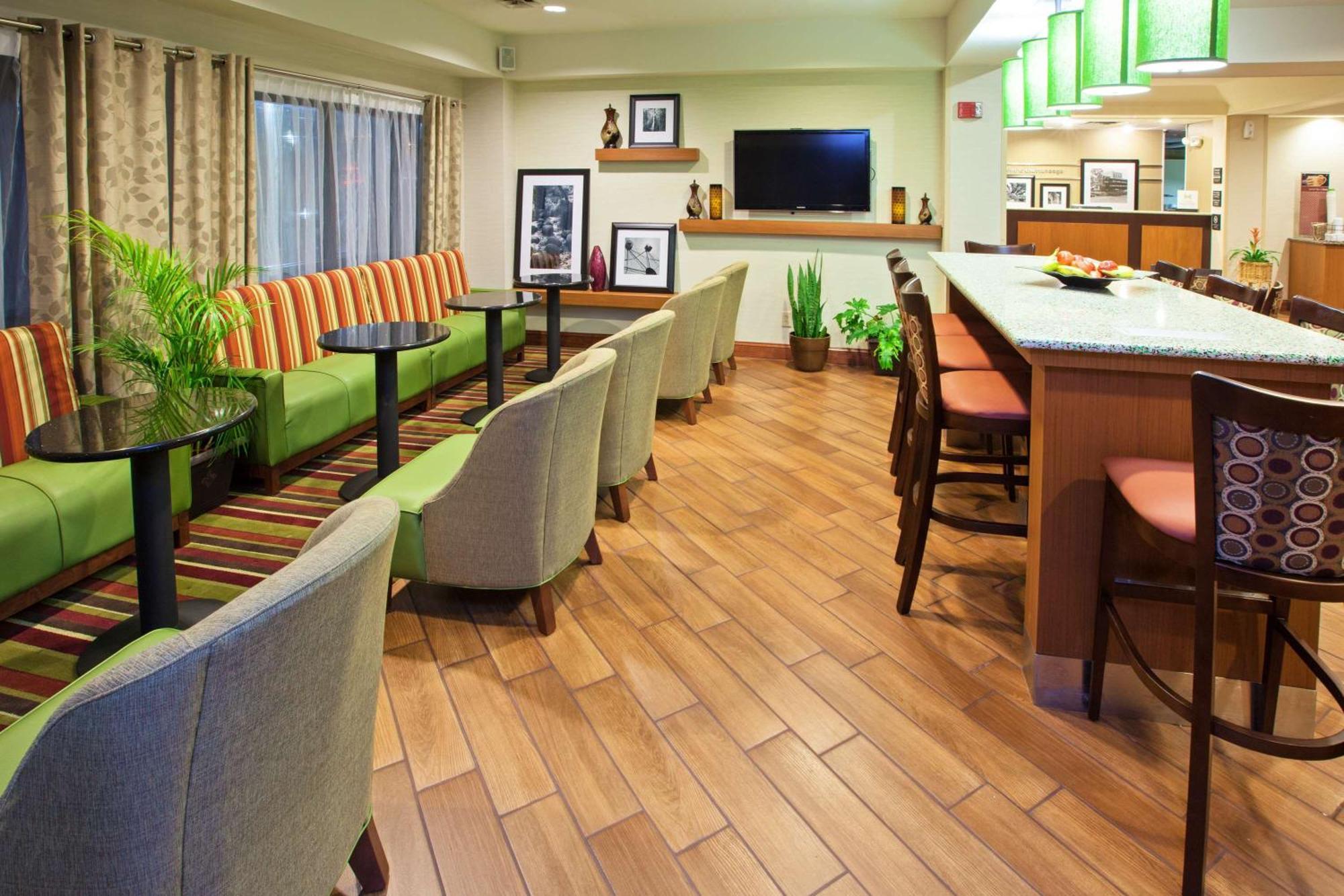 Hampton Inn Hixson Экстерьер фото