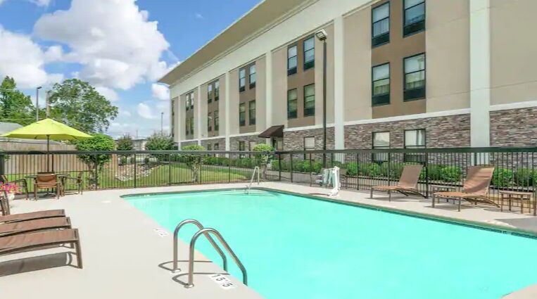 Hampton Inn Hixson Экстерьер фото